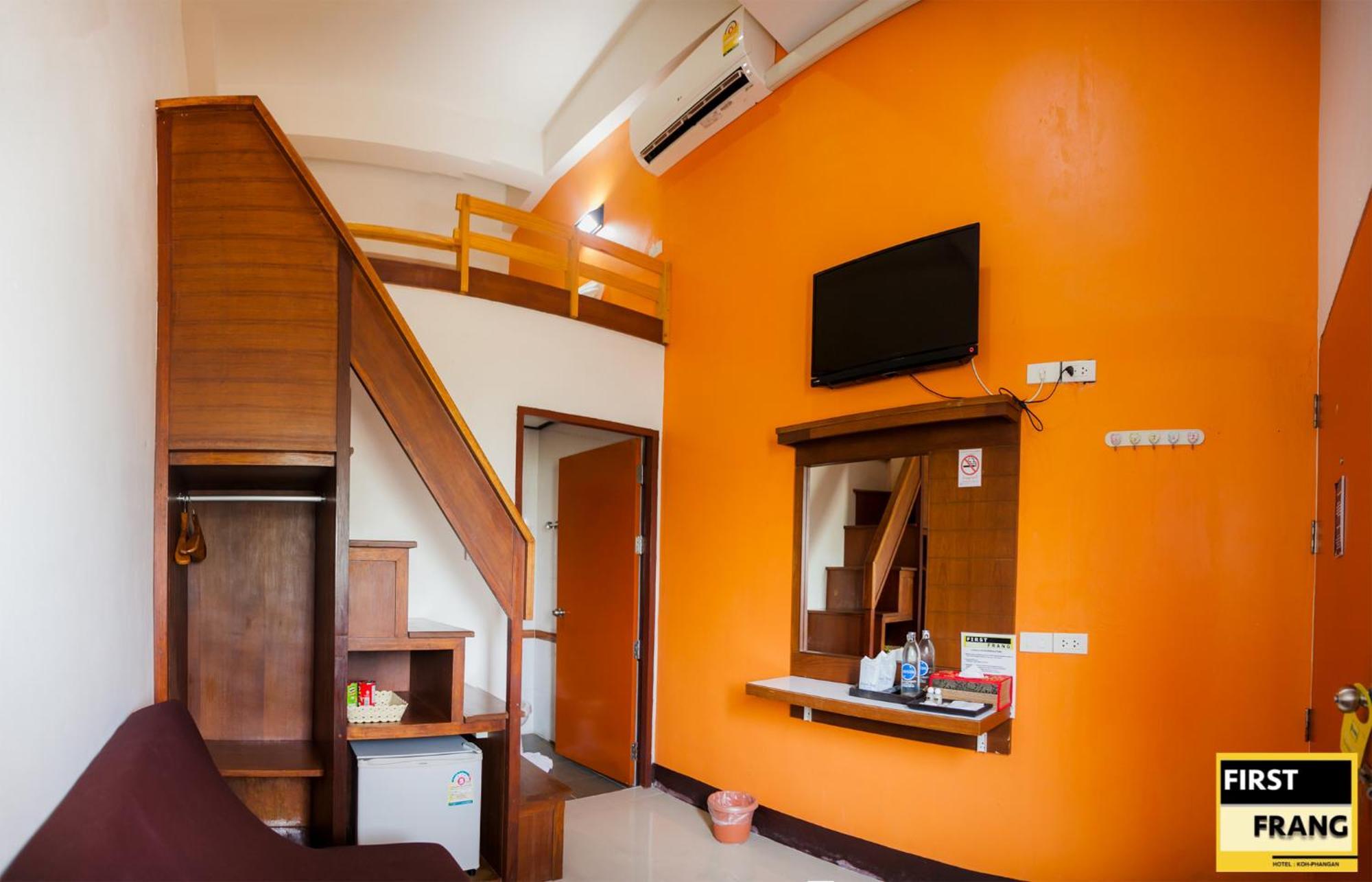 First And Frang Hotel - Koh Phangan Тонг Сала Экстерьер фото