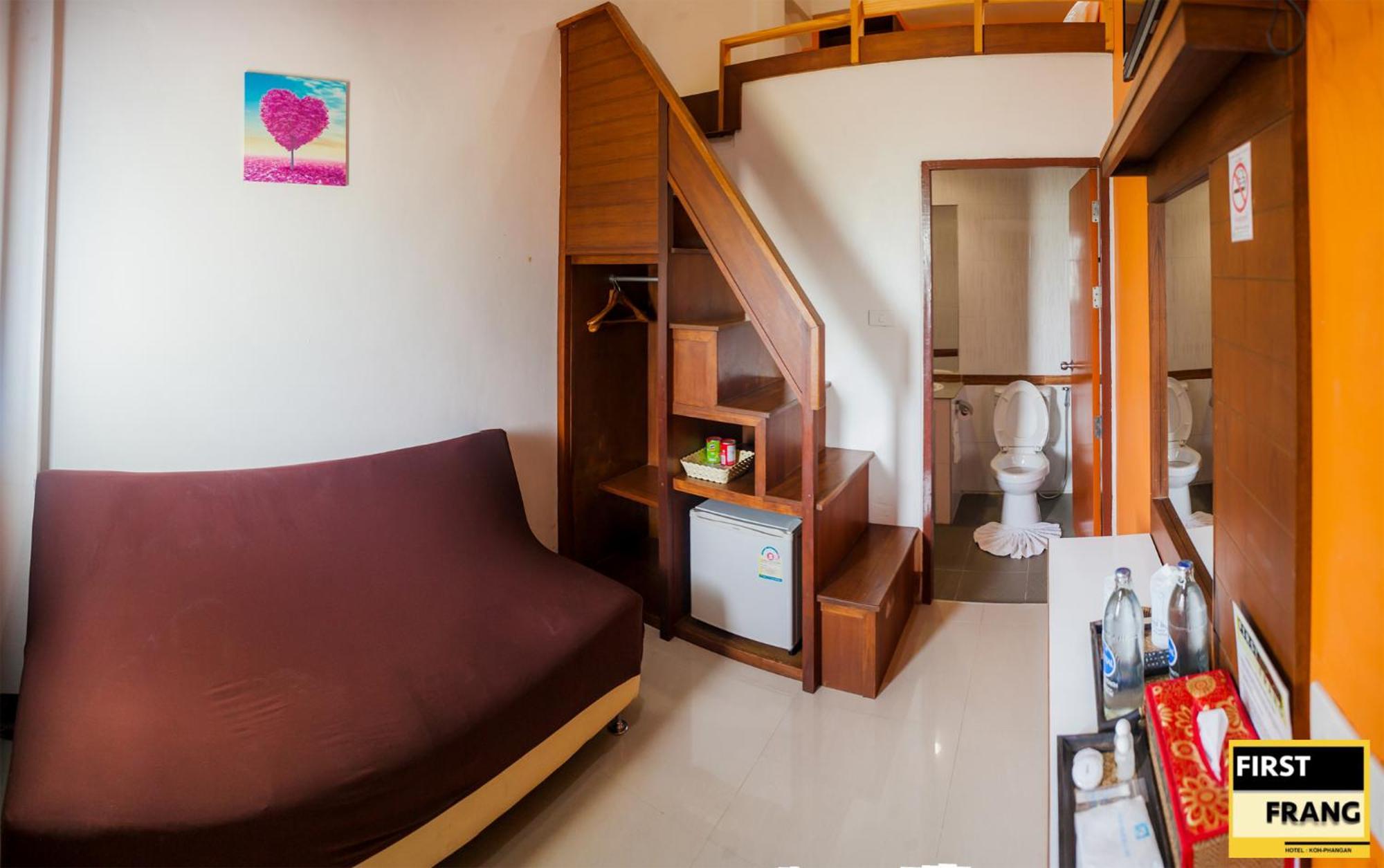 First And Frang Hotel - Koh Phangan Тонг Сала Экстерьер фото